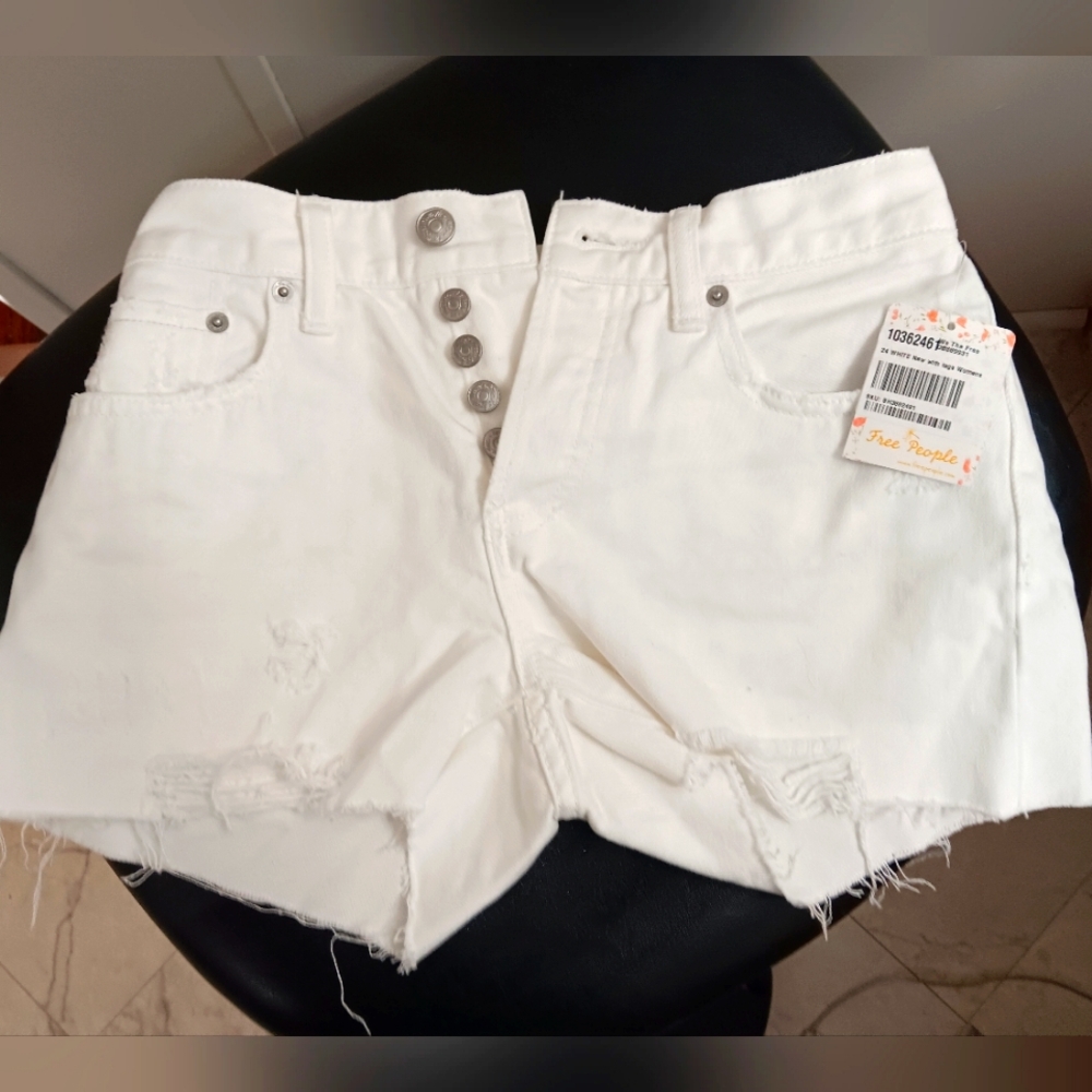 NWT FREE PEOPLE Shorts